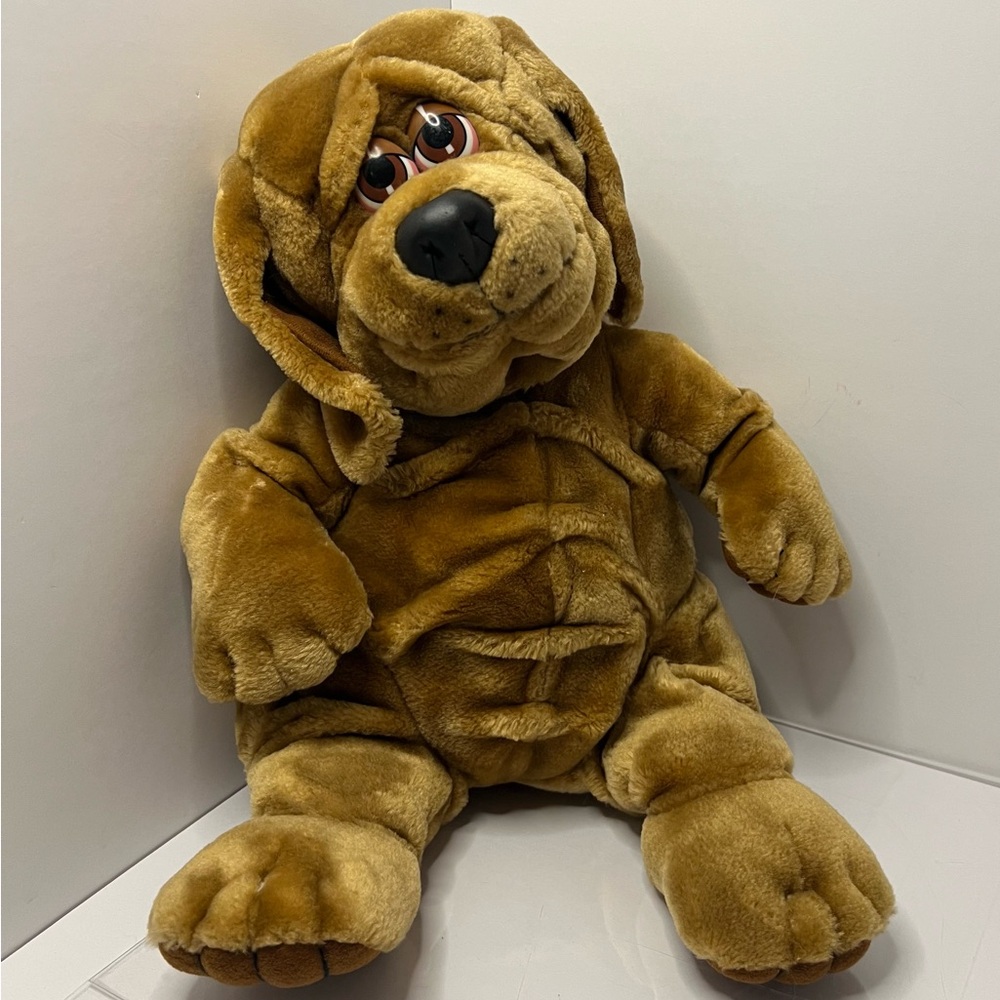 Grand Ole Opry Ole Blu Hound Dog Official Mascot Plush Special Effects 24K Co.